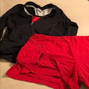 Nike running shirt and shorts with built ins